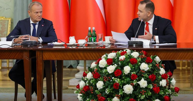 Wojna nerwów rządu z Karolem Nawrockim